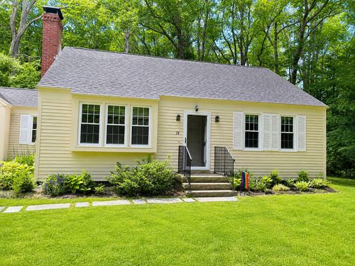 24-24 Wood Pond Ln, Kennebunk, ME, 04043-6704 | Card Image