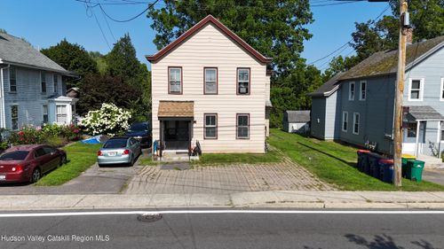 233 Broadway, Port Ewen, NY, 12466-7769 | Card Image