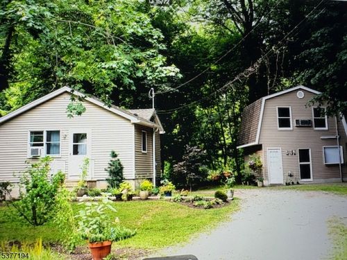 173 Main St, Glen Gardner, NJ, 08826-3645 | Card Image