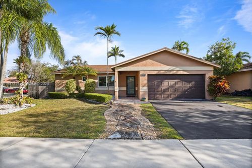 16941 Royal Poinciana Dr, Weston, FL, 33326-1554 | Card Image