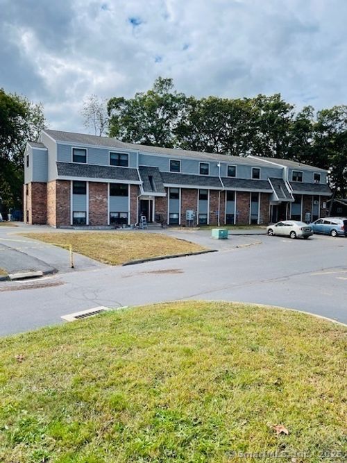 apt-1f2-100 Norton Park Rd, Plainville, CT, 06062-2647 | Card Image