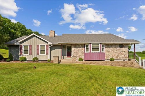 4661 Hillside Road, Coplay Boro, PA, 18037 | Card Image