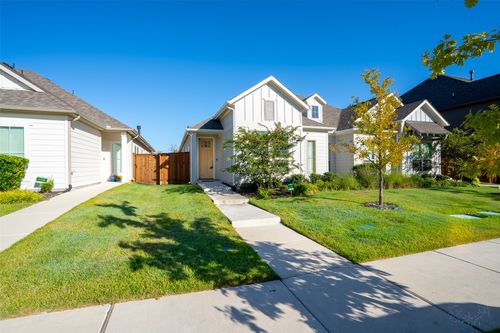 2113 Winding Creek Cir, Aledo, TX, 76008-2135 | Card Image