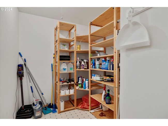 Pantry-Main | Image 29