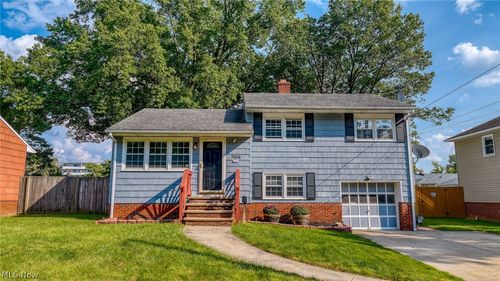 11159 Stoneham Road, Parma Heights, OH, 44130 | Card Image