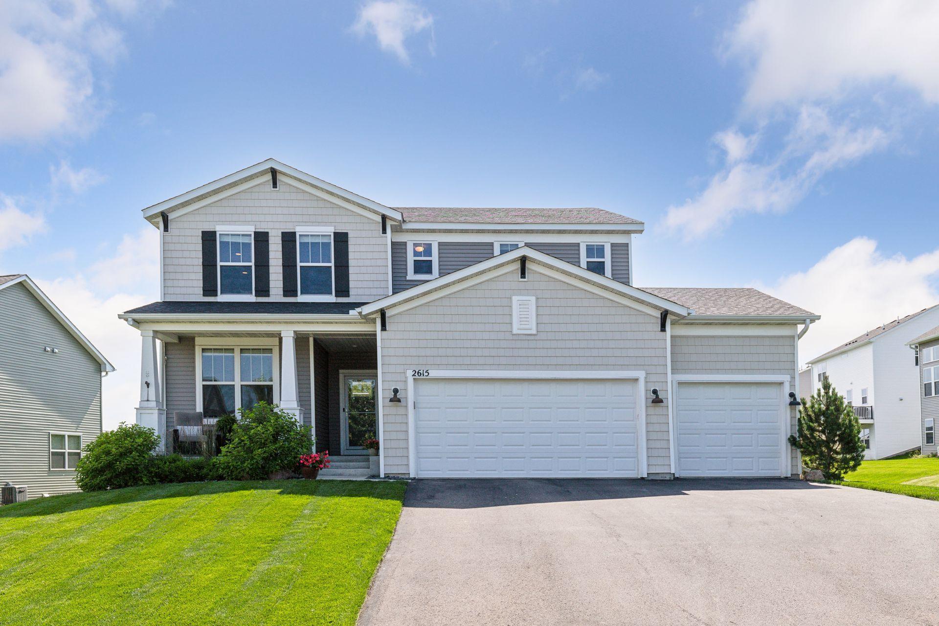 Isabelle Dr, Victoria, MN 55386