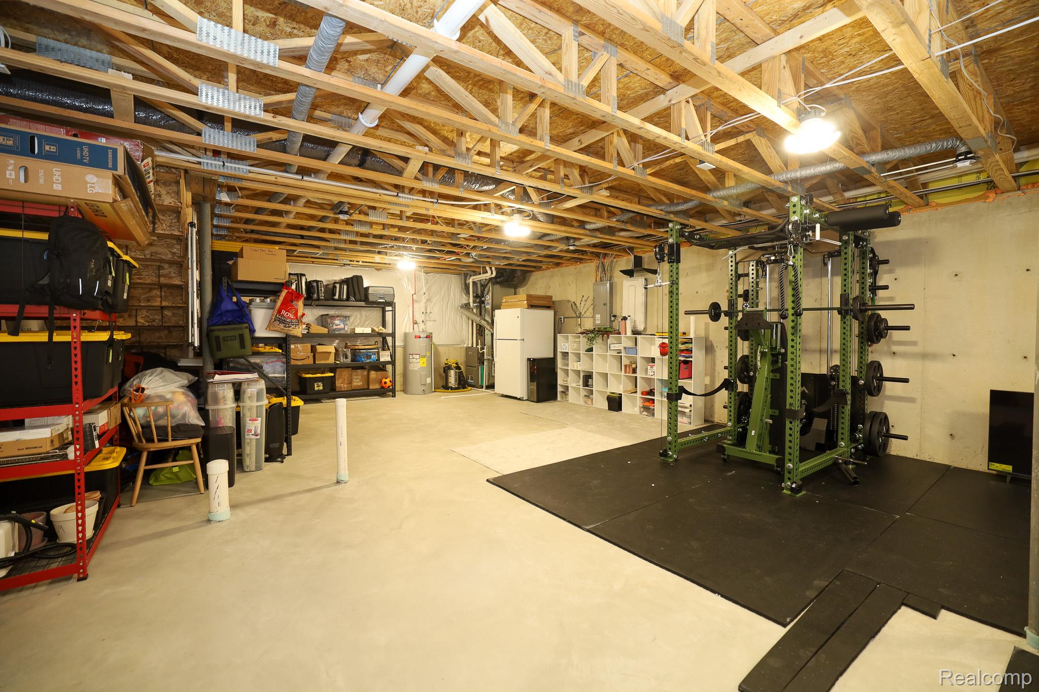 Residential in Commerce Charter Township 3