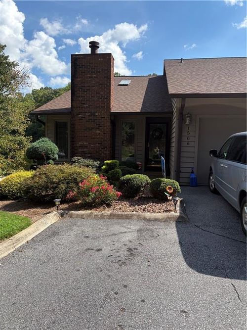 1506 Ivy Trce, Wilkesboro, NC, 28697-9475 | Card Image