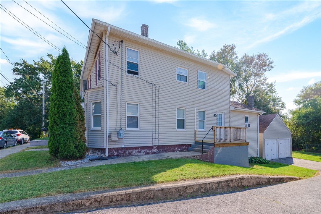 Matteson Ave, West Warwick, RI 02893