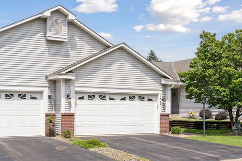 502 Deer Ridge Ln S, Maplewood, MN, 55119-6739 | Card Image