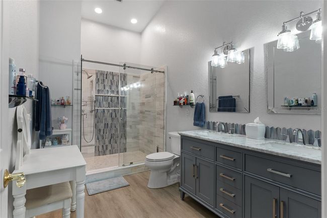 Updated Primary Bathroom | Image 28