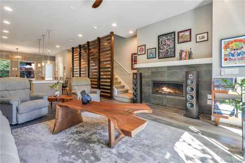 1364 Vine St, Denver, CO, 80206-2012 | Card Image