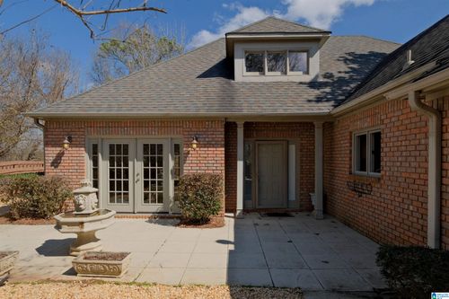 4006 Vestview Dr, Vestavia, AL, 35242-2554 | Card Image