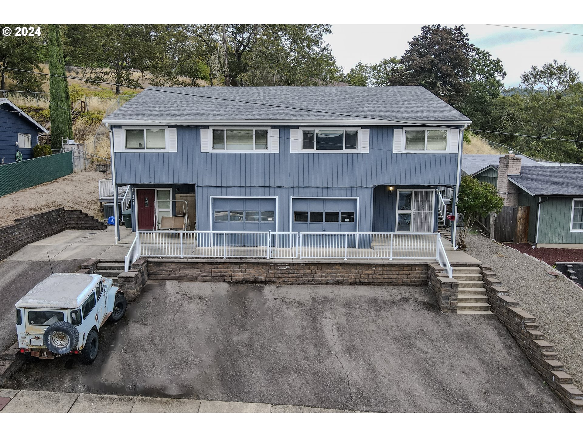 Slope St, Roseburg, OR 97470