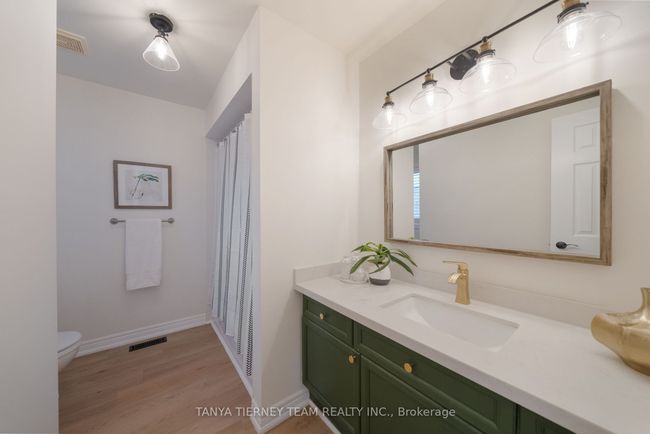 23 Bexley Cres, House other with 4 bedrooms, 3 bathrooms and 2 parking in Whitby ON | Image 30