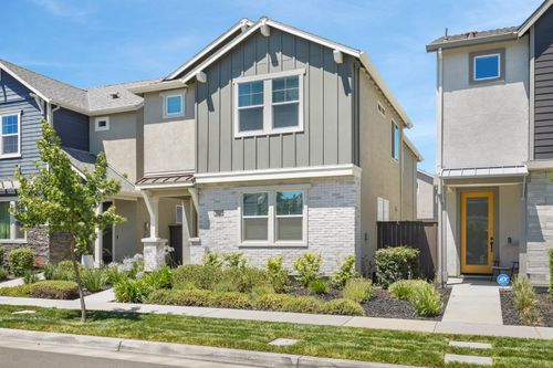 2833 Wheat Grass Street, Sacramento, CA, 95833 | Card Image
