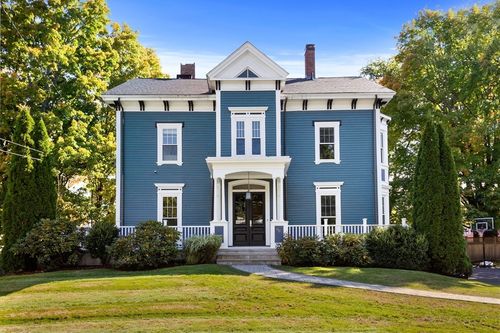 90 Maple Pl, Dedham, MA, 02026-1811 | Card Image