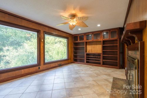 315 Crestside Dr Se, Concord, NC, 28025-2714 | Card Image