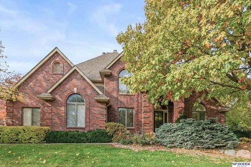 10206 Adams St, Omaha, NE, 68127-4521 | Card Image