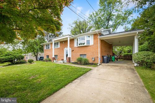 9011 Cooper Dr, FORT WASHINGTON, MD, 20744-4870 | Card Image