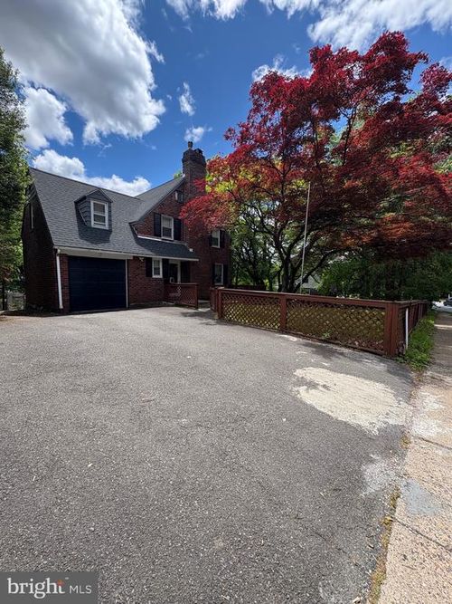 7915 New Second St, Elkins Park, PA, 19027-2714 | Card Image