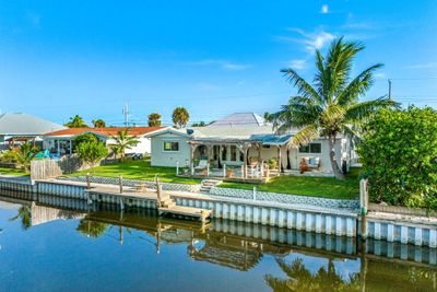 452 Cardinal Drive, House other with 3 bedrooms, 2 bathrooms and null parking in Satellite Beach FL | Image 3