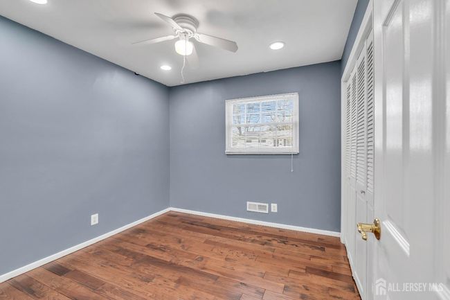 27 Brookside Rd, House other with 3 bedrooms, 3 bathrooms and null parking in Edison NJ | Image 11