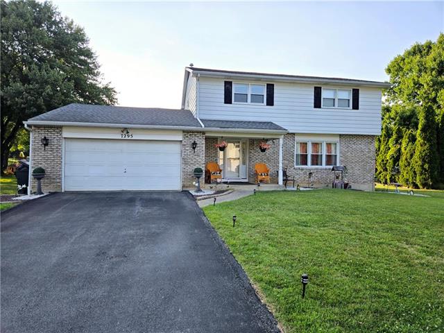 Woodbine Ln, Macungie, PA 18062