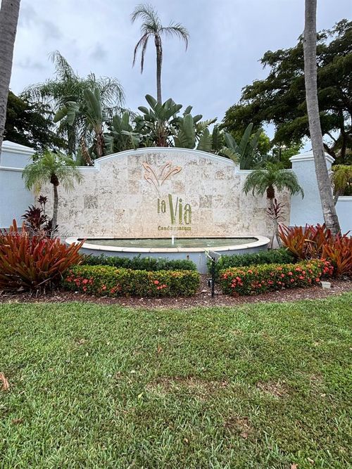 9-307-150 Nw 96th Ave, Pembroke Pines, FL, 33024-6276 | Card Image