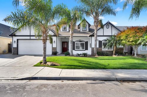 4681 W Morris Avenue, Fresno, CA, 93722 | Card Image