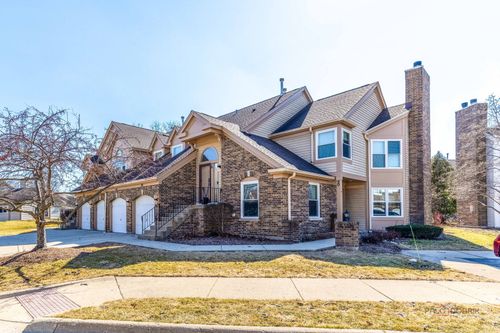 80 Willow Pkwy, Buffalo Grove, IL, 60089-4626 | Card Image