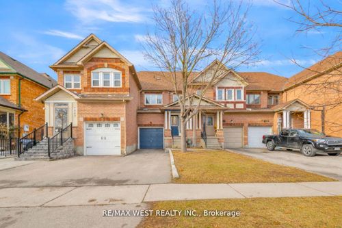 3865 Allcroft Rd, Mississauga, ON, L5N7E3 | Card Image
