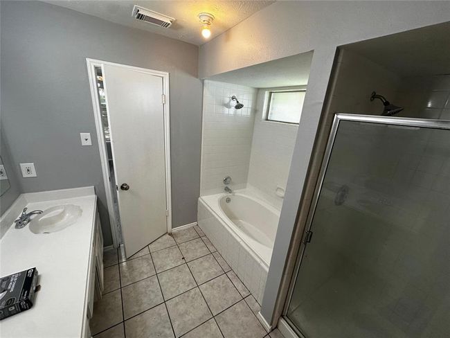 5830 Toddington Rd, House other with 4 bedrooms, 2 bathrooms and 2 parking in Humble TX | Image 16