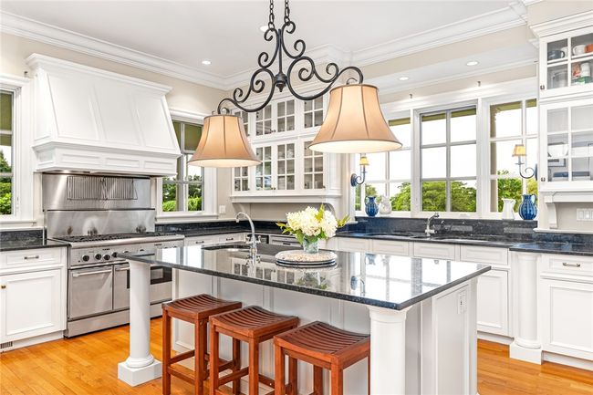 15 Courageous Cir, House other with 5 bedrooms, 5 bathrooms and 3 parking in Bristol RI | Image 10