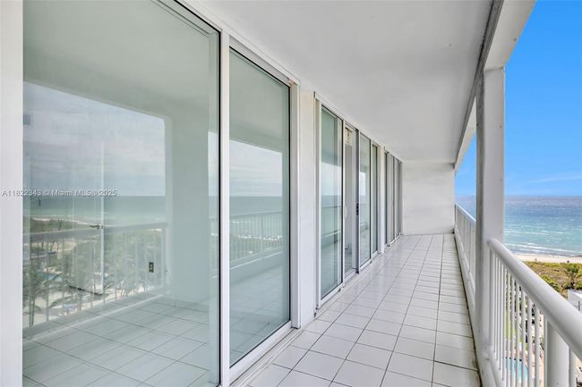 APT-705 - 9341 Collins Ave, Condo with 2 bedrooms, 2 bathrooms and null parking in Surfside FL | Image 11