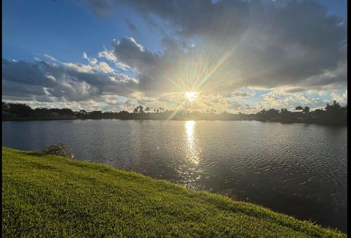 8270 Eleuthera Ln, WELLINGTON, FL, 33414-6400 | Card Image