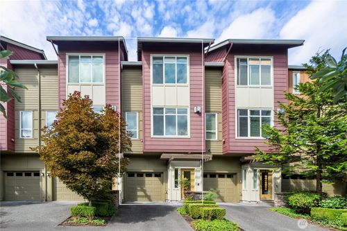 2104-69 Cougar Ridge Rd Nw, Issaquah, WA, 98027-5667 | Card Image