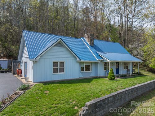 444 Martin Branch Rd, Leicester, NC, 28748-6304 | Card Image