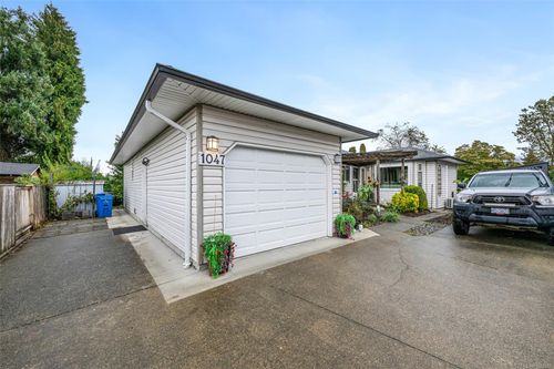 1047 Marchmont Rd, Duncan, BC, V9L2M6 | Card Image