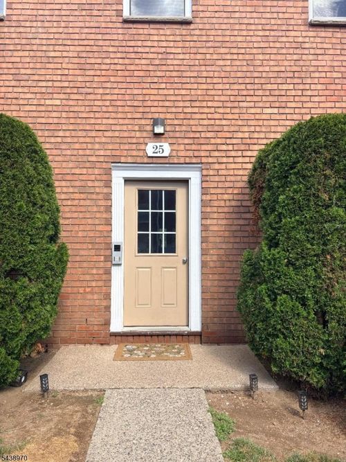 1a-25 Hinchman Ave, Wayne, NJ, 07470-2366 | Card Image