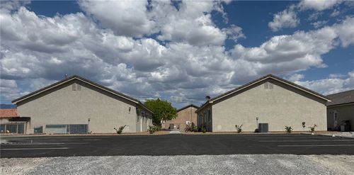 1121 Sixshooter Ave, Pahrump, NV, 89048-7548 | Card Image