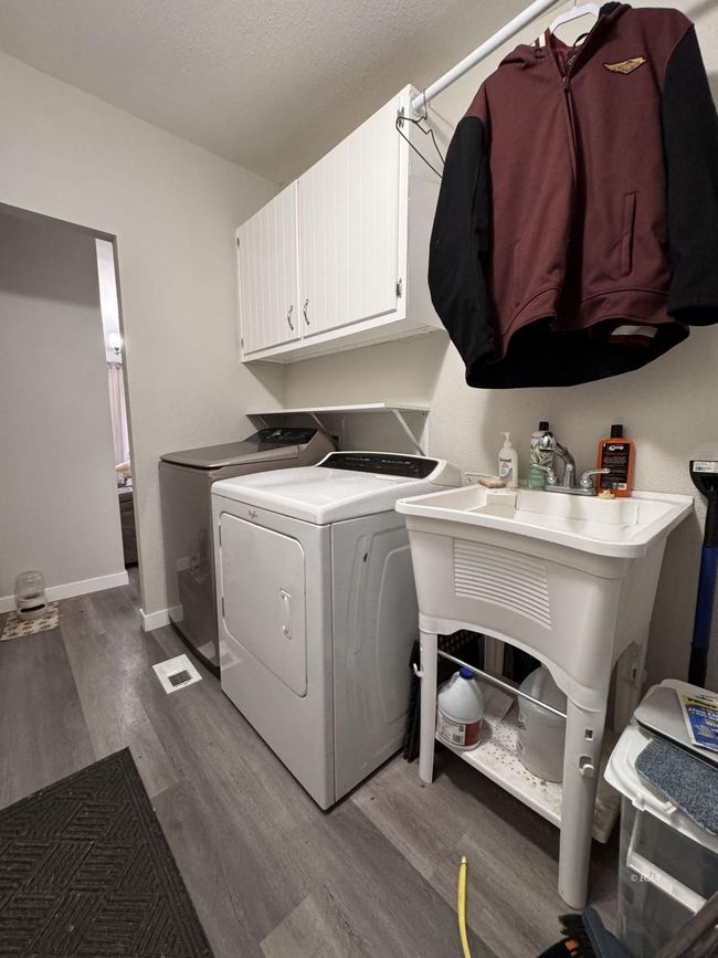 466 Castlecrest Dr, House other with 3 bedrooms, 2 bathrooms and null parking in Spring Creek NV | Image 30