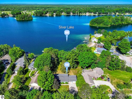 60 Park Street, Traverse City, MI, 49685 | Card Image