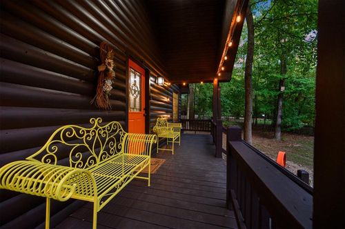 141 Lost Oaks Trl, Broken Bow, OK, 74728 | Card Image