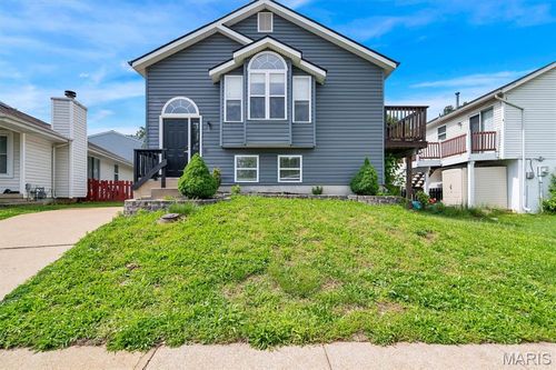 145 Glenbarr Ct, Valley Park, MO, 63088-1539 | Card Image