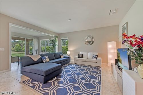 28000 Quiet Water Way, BONITA SPRINGS, FL, 34135-8554 | Card Image