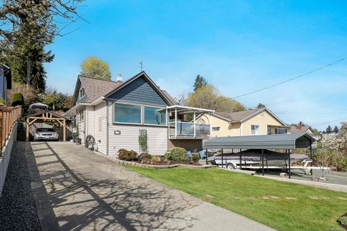 542 Thulin St, Campbell River, BC, V9W2L1 | Card Image