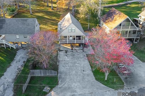 5195 Pecan Point Ln, Jarreau, LA, 70749-3208 | Card Image