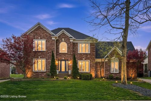 842 Lake Forest Pkwy, Louisville, KY, 40245-5180 | Card Image