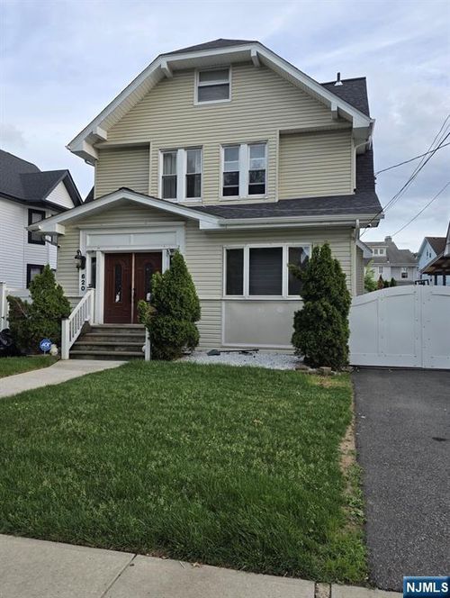 620 Park Avenue, Elizabeth, NJ, 07208 | Card Image